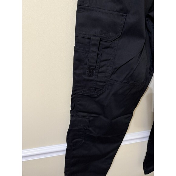 511 Tactical Mens EMS Cargo Pants Black Teflon Utility Size 36X34 Regular NEW - Picture 4 of 10